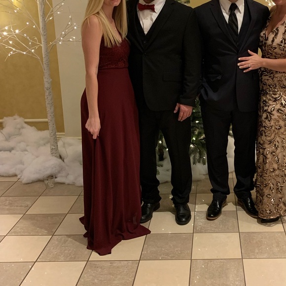 Chic Lace Burgundy Dress - Picture 6 of 7